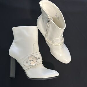NEW Calvin Klein Booties sz 9.5